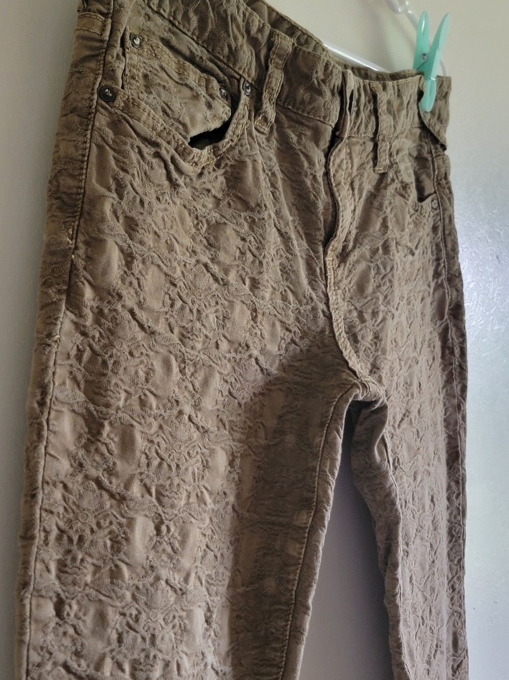 Free People Women's Sz 29 Textured Skinny Jeans Low/Mid Rise Khaki/Olive Color
